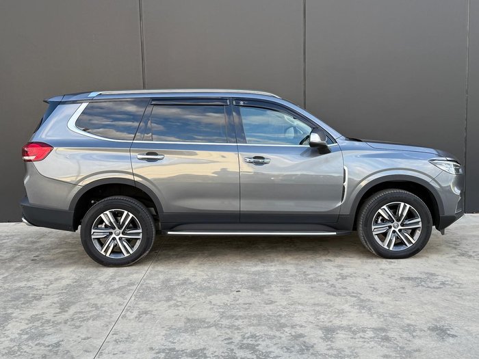 2023 LDV D90 Executive