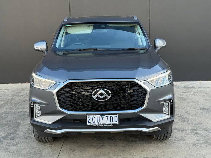 2023 LDV D90 Executive