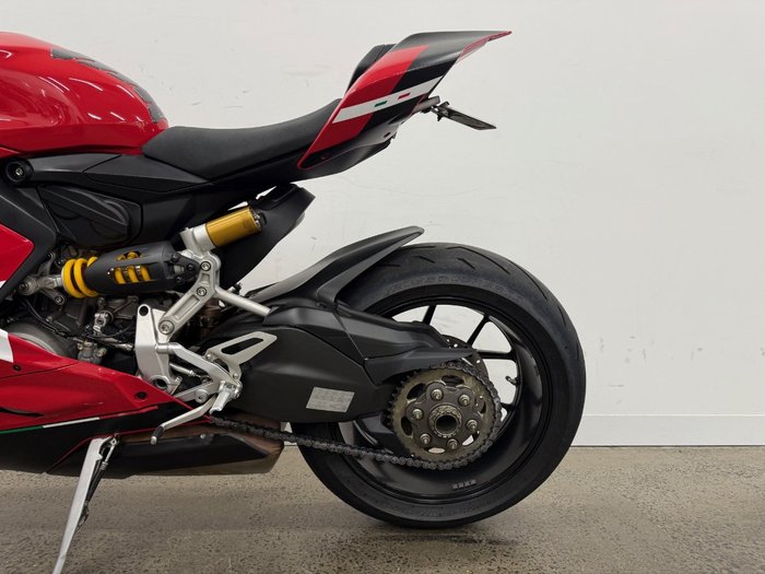 2022 DUCATI PANIGALE V2 Red