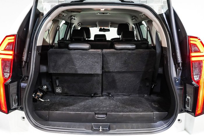 2023 Mitsubishi Pajero Sport Exceed