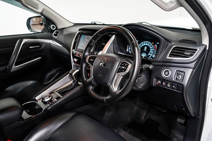 2023 Mitsubishi Pajero Sport Exceed