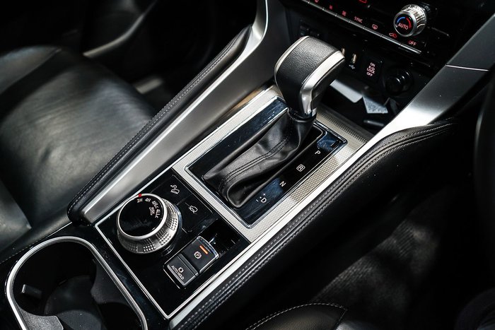 2023 Mitsubishi Pajero Sport Exceed