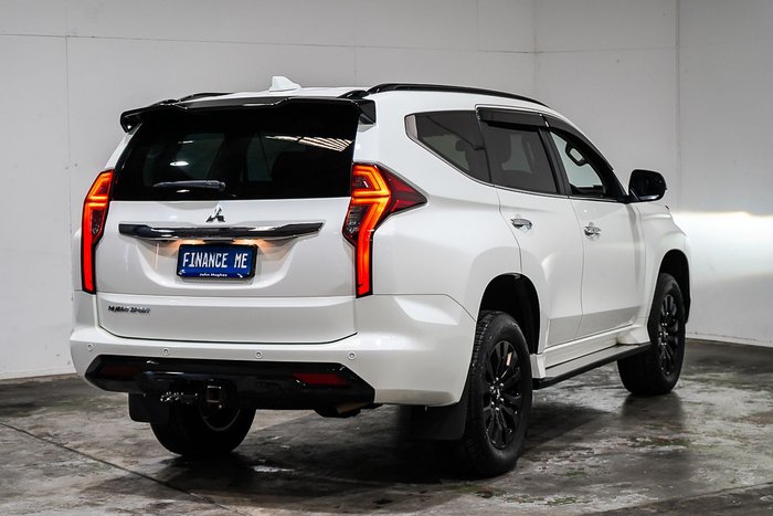 2023 Mitsubishi Pajero Sport Exceed