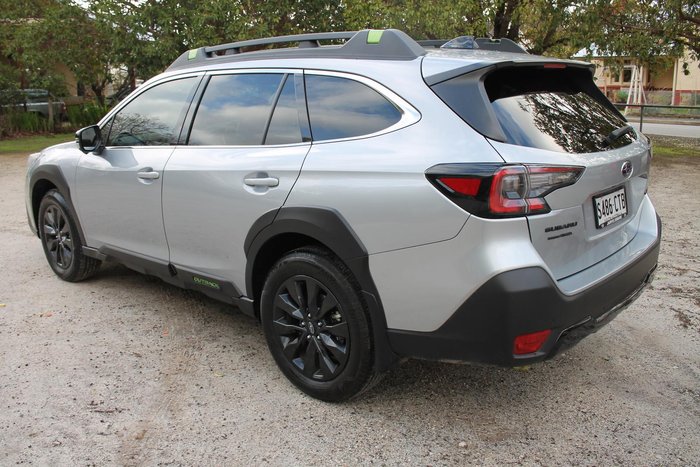 2023 Subaru Outback AWD Sport