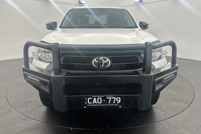 2022 Toyota Hilux SR