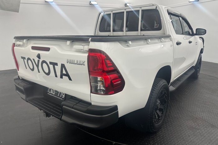 2022 Toyota Hilux SR