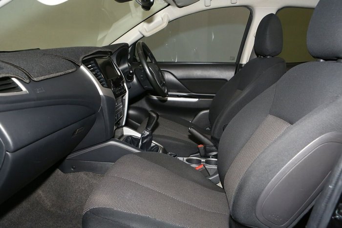 2020 Mitsubishi Triton GLS