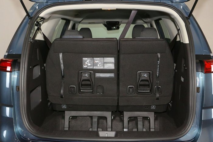2023 Kia Carnival S