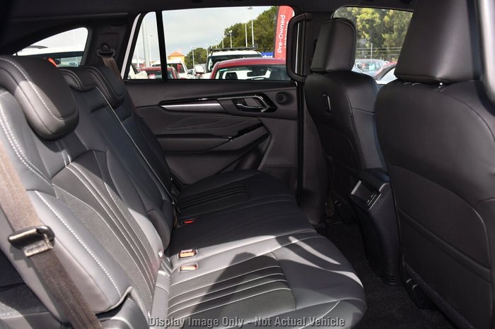 2025 Isuzu MU-X LS-T