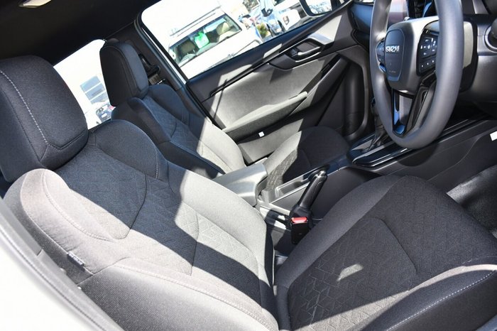 2025 Isuzu D-MAX X-RIDER