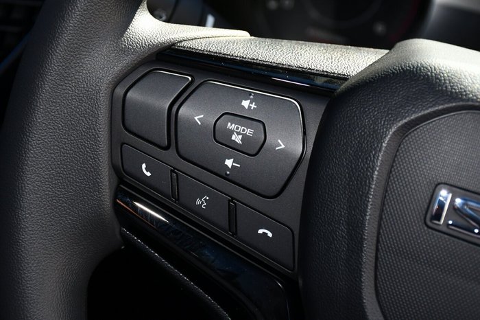 2025 Isuzu D-MAX X-RIDER