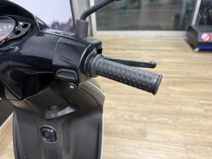 2014 APRILIA SR MT 50 WHITE