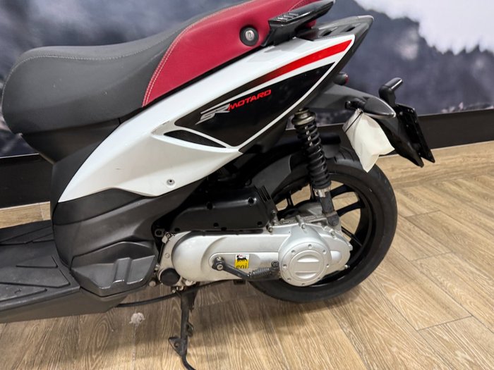 2014 APRILIA SR MT 50 WHITE