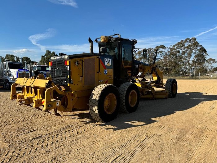 2018 Caterpillar 12M
