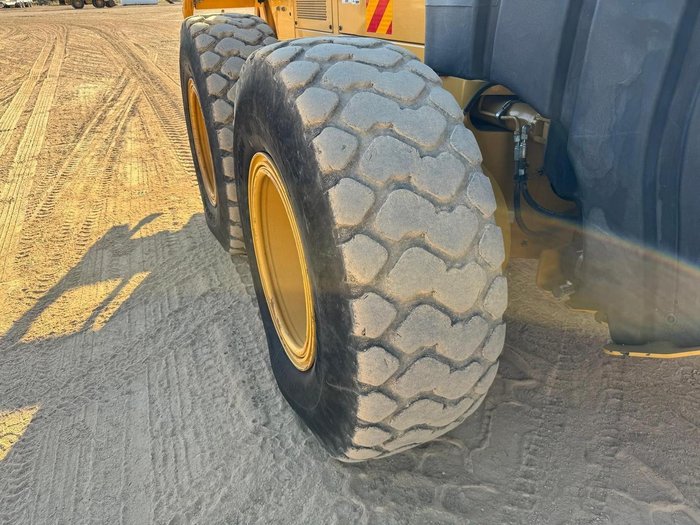 2018 Caterpillar 12M