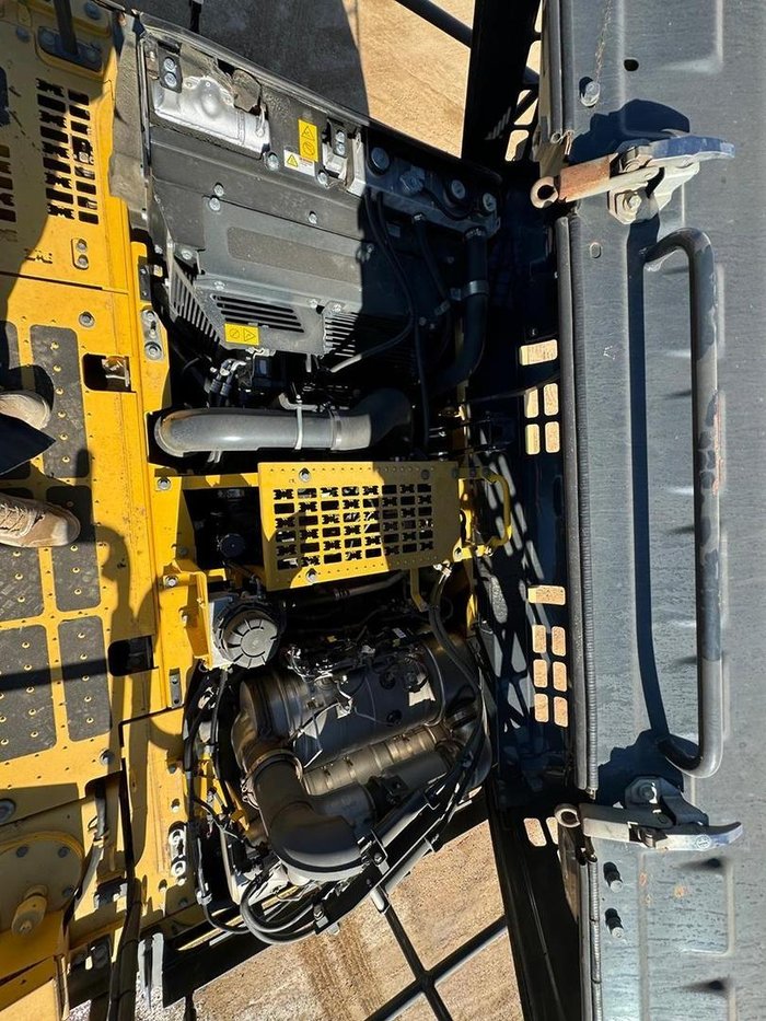 2018 Komatsu Pc360 Lc-11