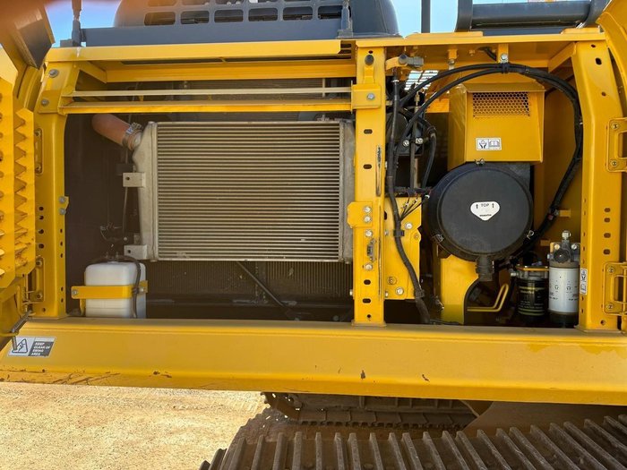 2018 Komatsu Pc360 Lc-11