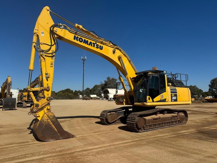 2018 Komatsu Pc360 Lc-11