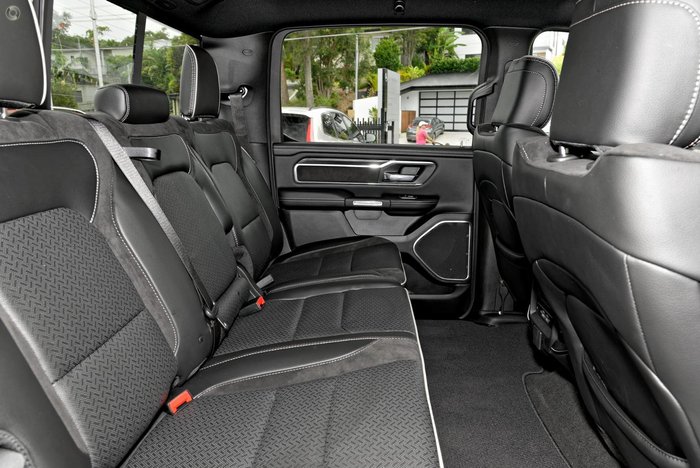 2024 RAM 1500 Laramie Sport RamBox