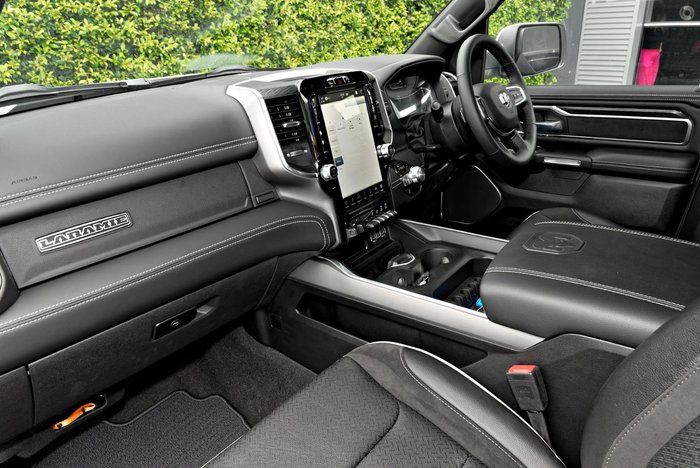 2024 RAM 1500 Laramie Sport RamBox