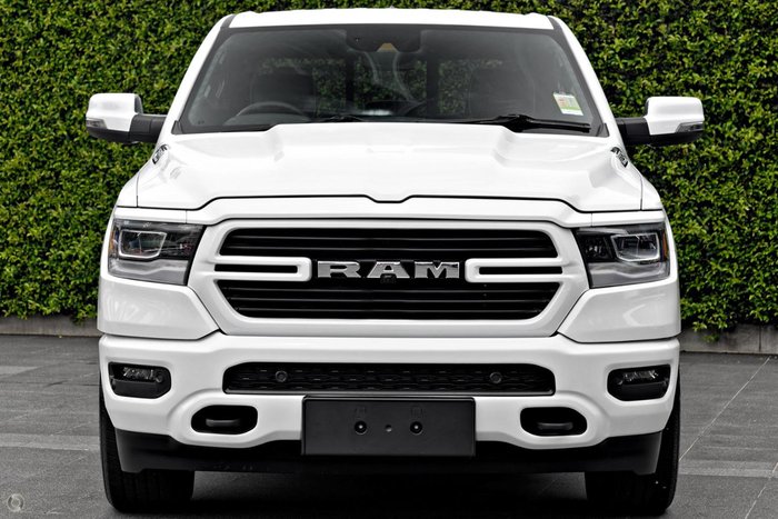2024 RAM 1500 Laramie Sport RamBox