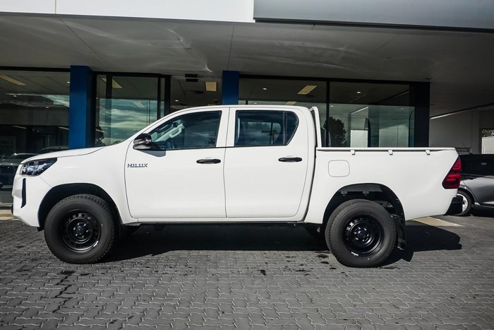 2024 Toyota Hilux Workmate