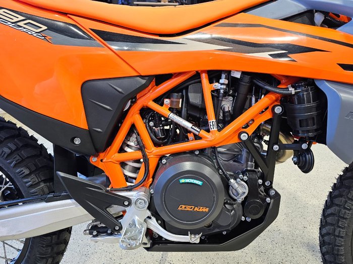 2024 KTM 690 ENDURO R ORANGE