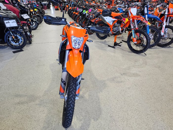 2024 KTM 690 ENDURO R ORANGE