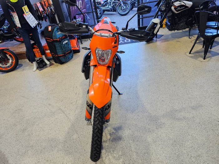 2024 KTM 690 ENDURO R ORANGE