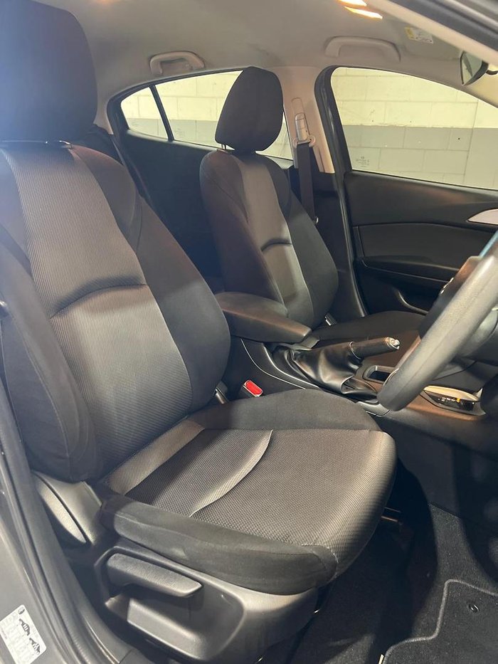 2016 Mazda 3 Neo