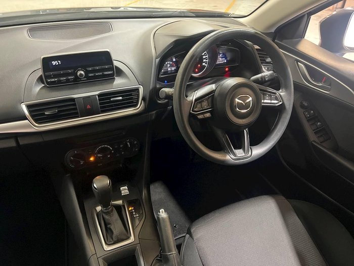 2016 Mazda 3 Neo