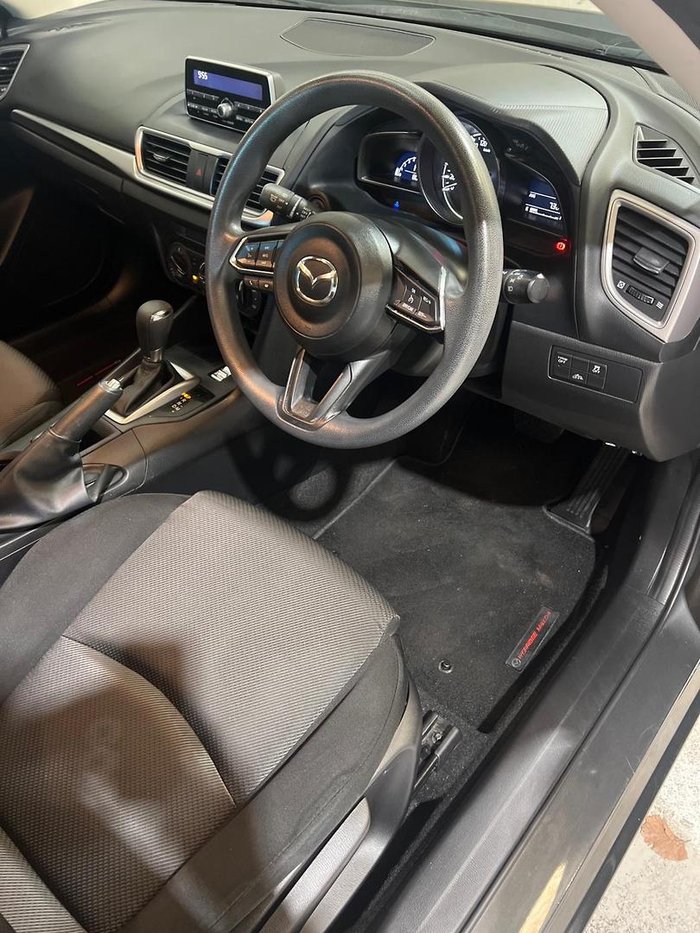 2016 Mazda 3 Neo