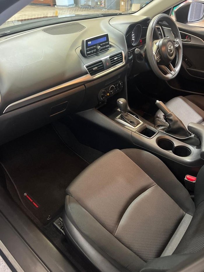 2016 Mazda 3 Neo