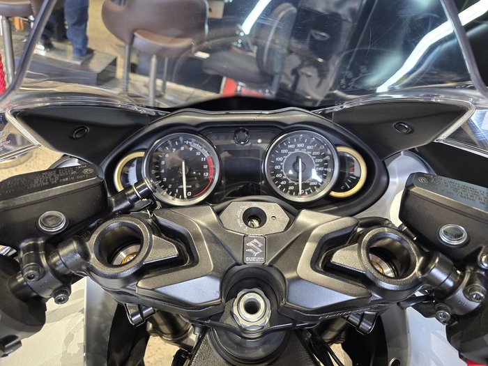 2022 Suzuki Hayabusa (GSX1300R) Hayabusa Silver
