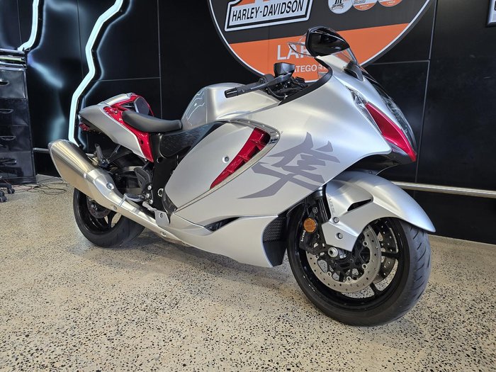 2022 Suzuki Hayabusa (GSX1300R) Hayabusa Silver