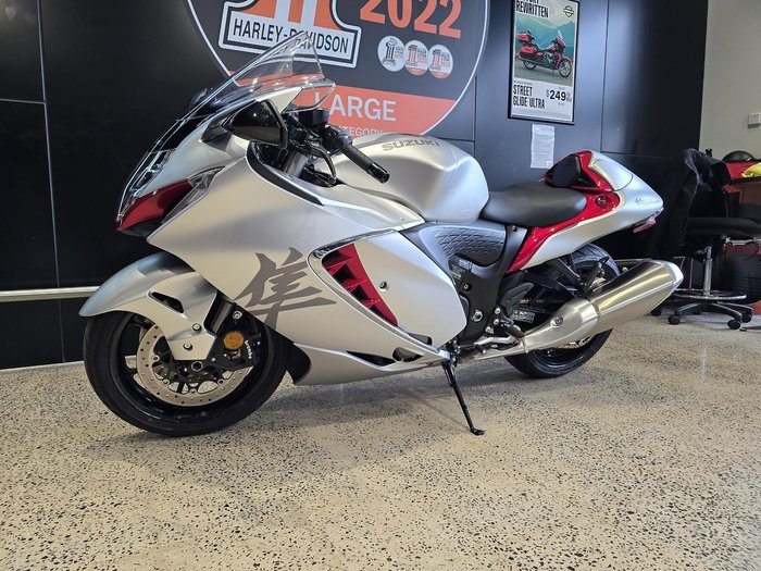2022 Suzuki Hayabusa (GSX1300R) Hayabusa Silver