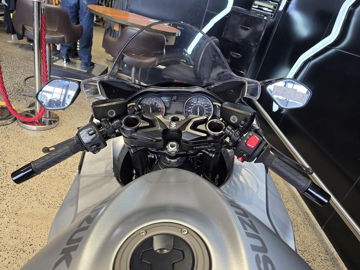 2022 Suzuki Hayabusa (GSX1300R) Hayabusa Silver