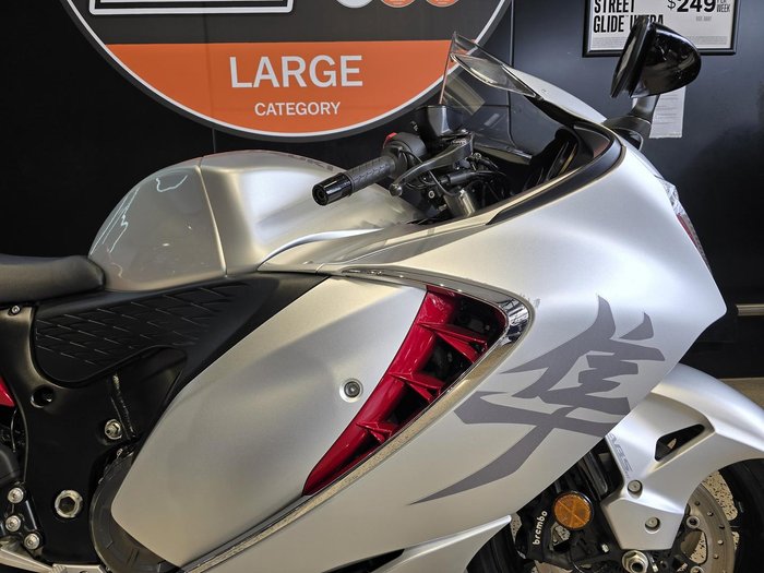 2022 Suzuki Hayabusa (GSX1300R) Hayabusa Silver