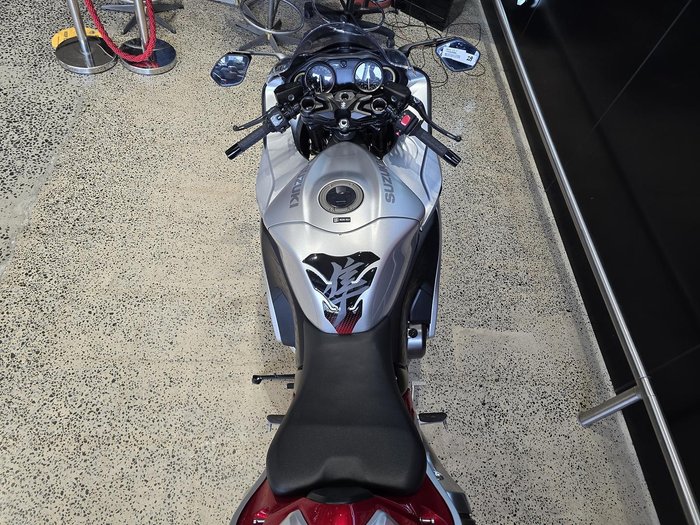 2022 Suzuki Hayabusa (GSX1300R) Hayabusa Silver