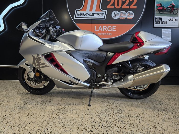 2022 Suzuki Hayabusa (GSX1300R) Hayabusa Silver