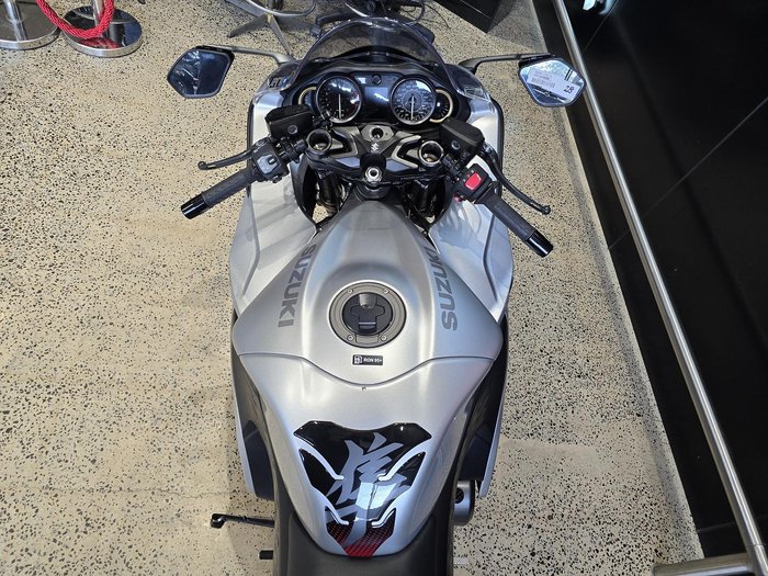 2022 Suzuki Hayabusa (GSX1300R) Hayabusa Silver