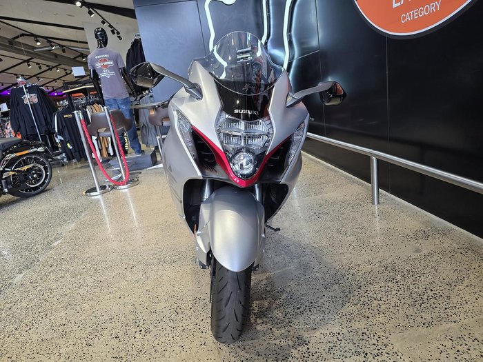 2022 Suzuki Hayabusa (GSX1300R) Hayabusa Silver