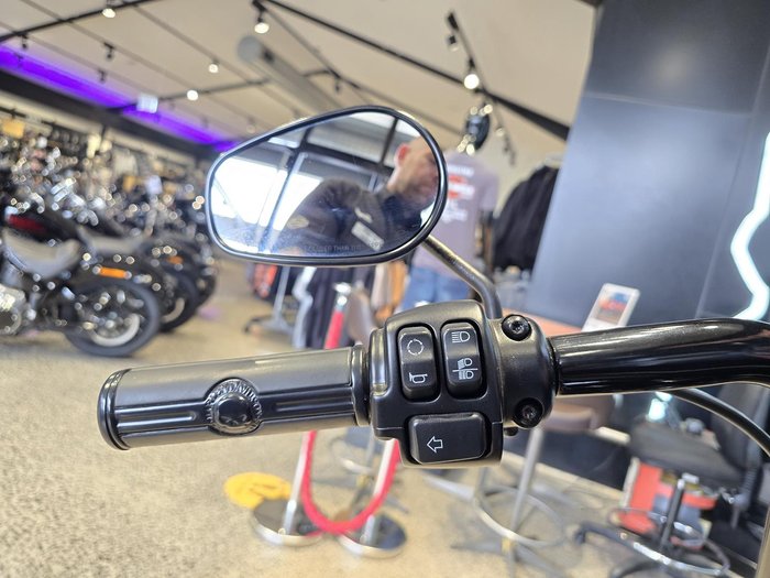 2022 Harley-Davidson Street Bob 114 (FXBBS) Softail Black