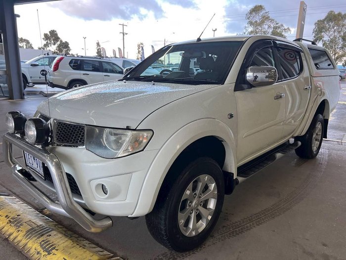2014 Mitsubishi Triton GLX-R