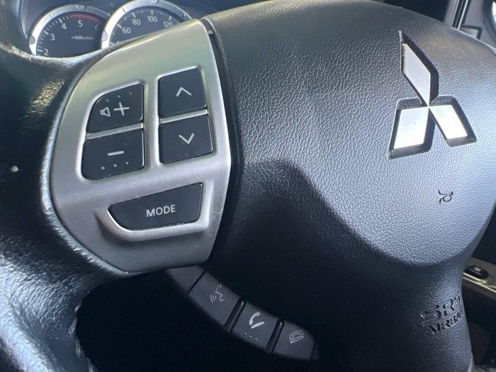 2014 Mitsubishi Triton GLX-R