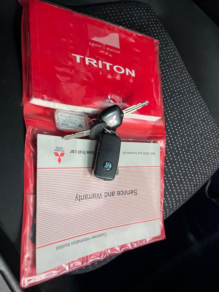 2014 Mitsubishi Triton GLX-R