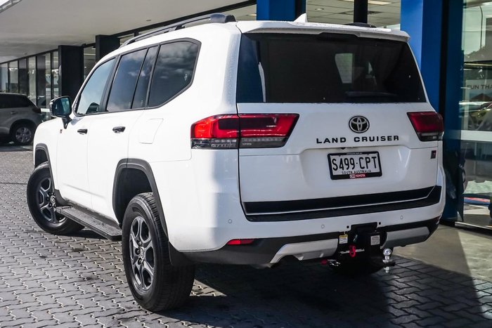 2022 Toyota Landcruiser GR Sport