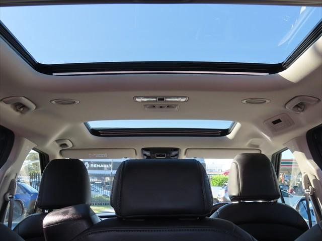 2023 Kia Carnival Special Edition