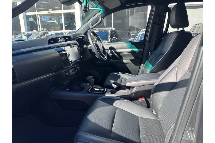 2024 Toyota Hilux Rogue 48V