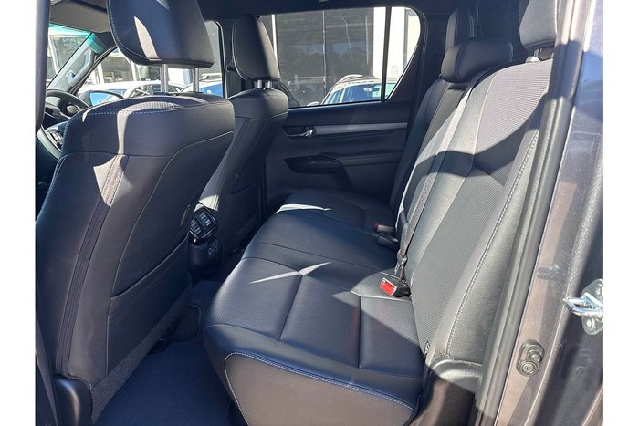 2024 Toyota Hilux Rogue 48V